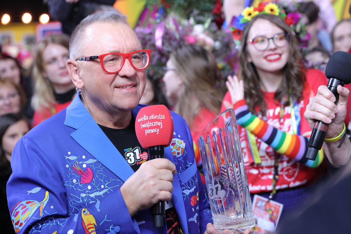 Jerzy Owsiak w koszulce Ruchu Chorzów