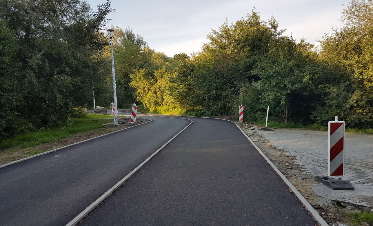 Rzeszów: Prace przy ścieżce rowerowej na Lisią Górę na ukończeniu