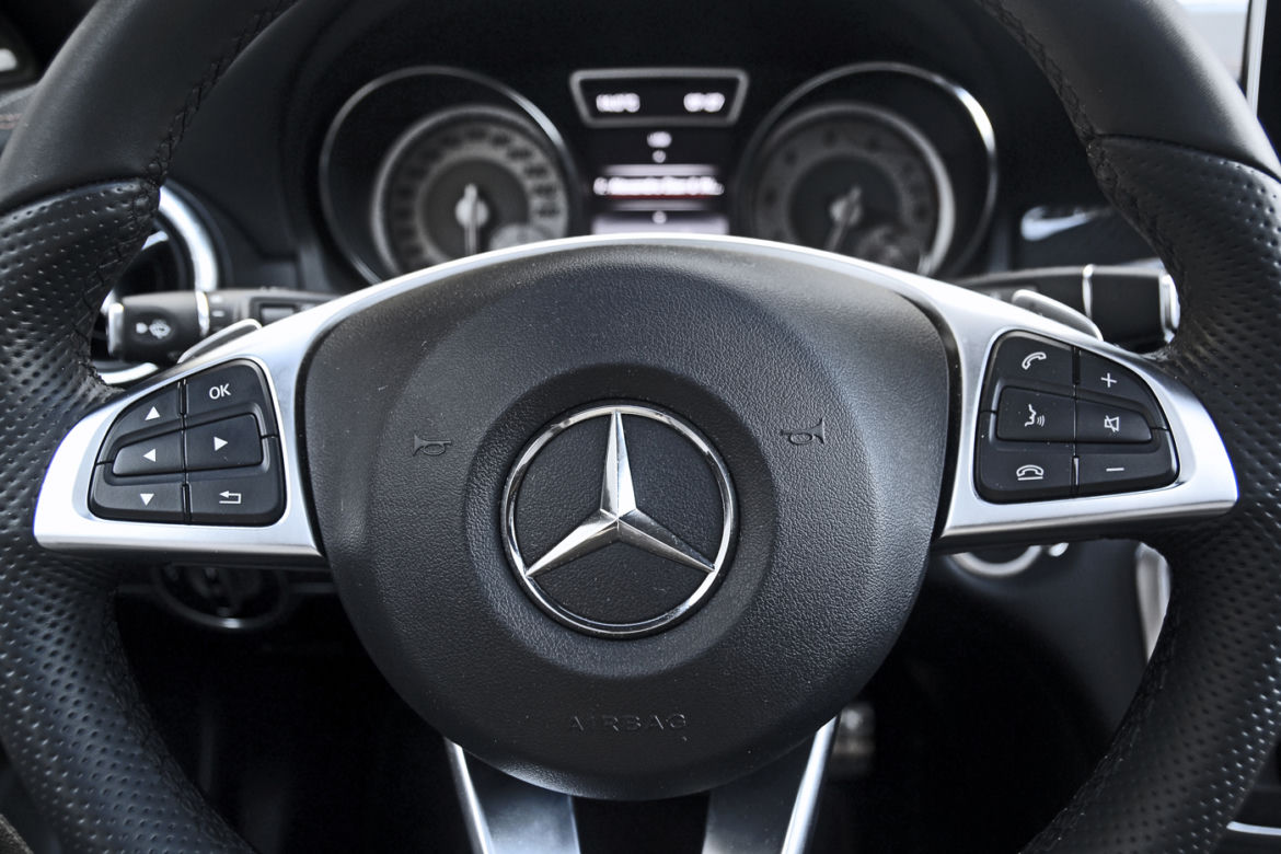 Mercedes-Benz CLA200 Shooting Brake OrangeArt
