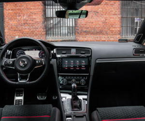 Volkswagen Golf 2.0 TSI GTI Performance 245 KM