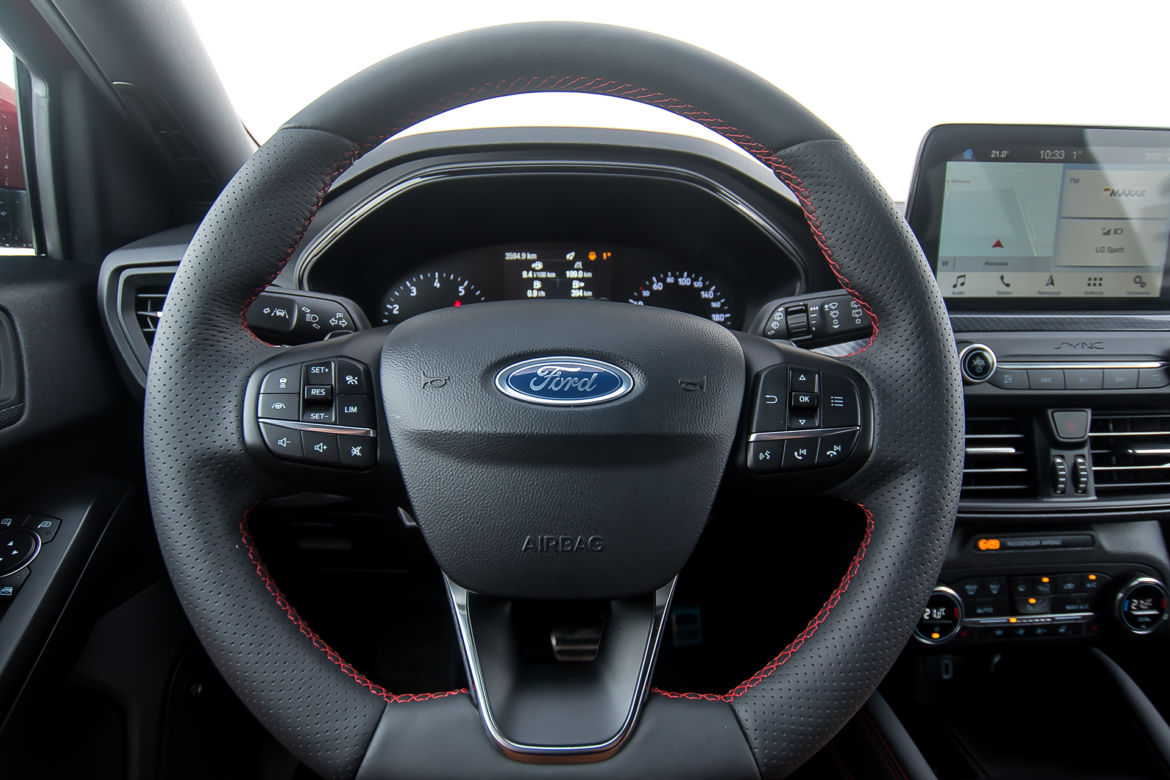 Ford Focus 1.5 EcoBoost 150 KM AT8 ST-Line