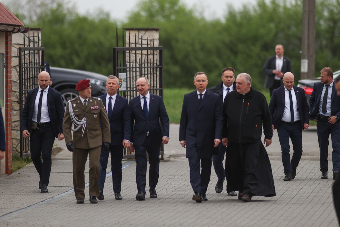 Obchody 14. rocznicy katastrofy smoleńskiej w Krakowie. Andrzej Duda na Wawelu
