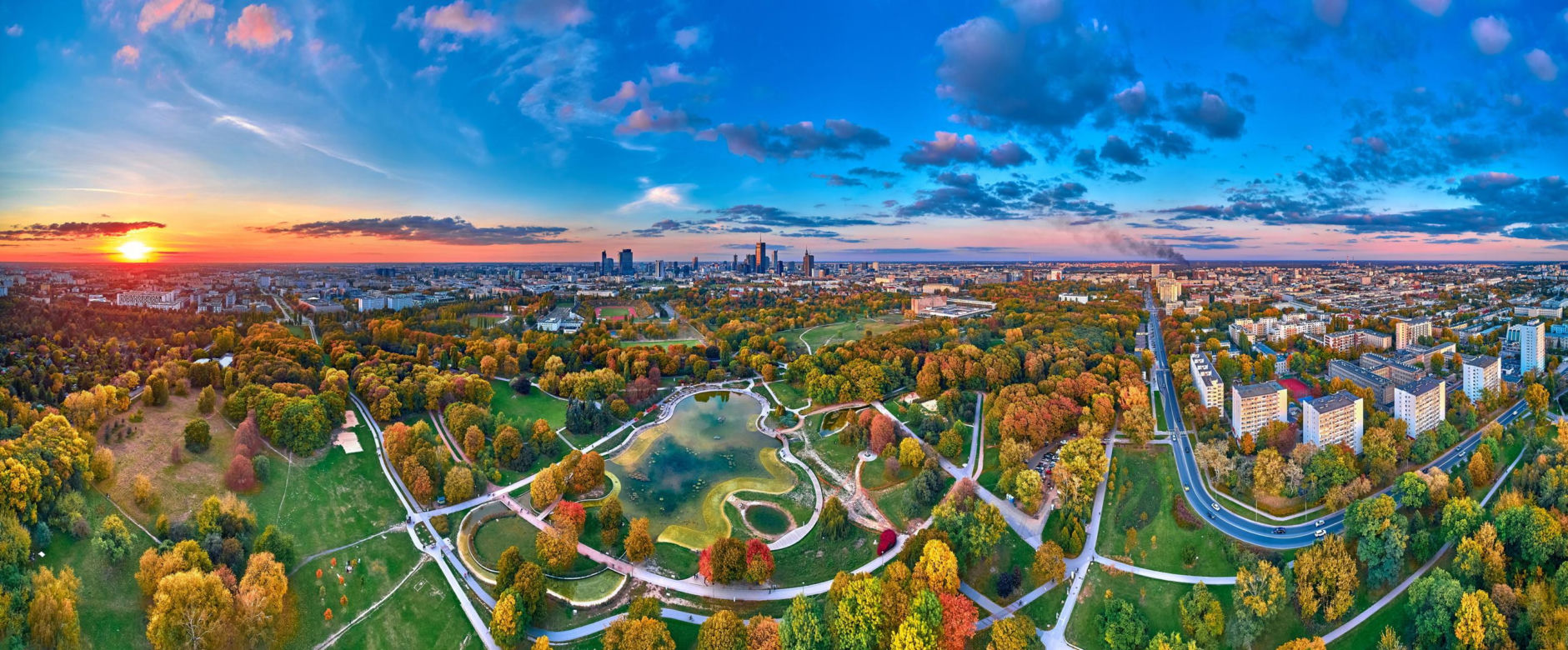 Najpiękniejszy park na świecie znajduje się w Warszawie? Ten Central Park wygląda jak z bajki Disneya