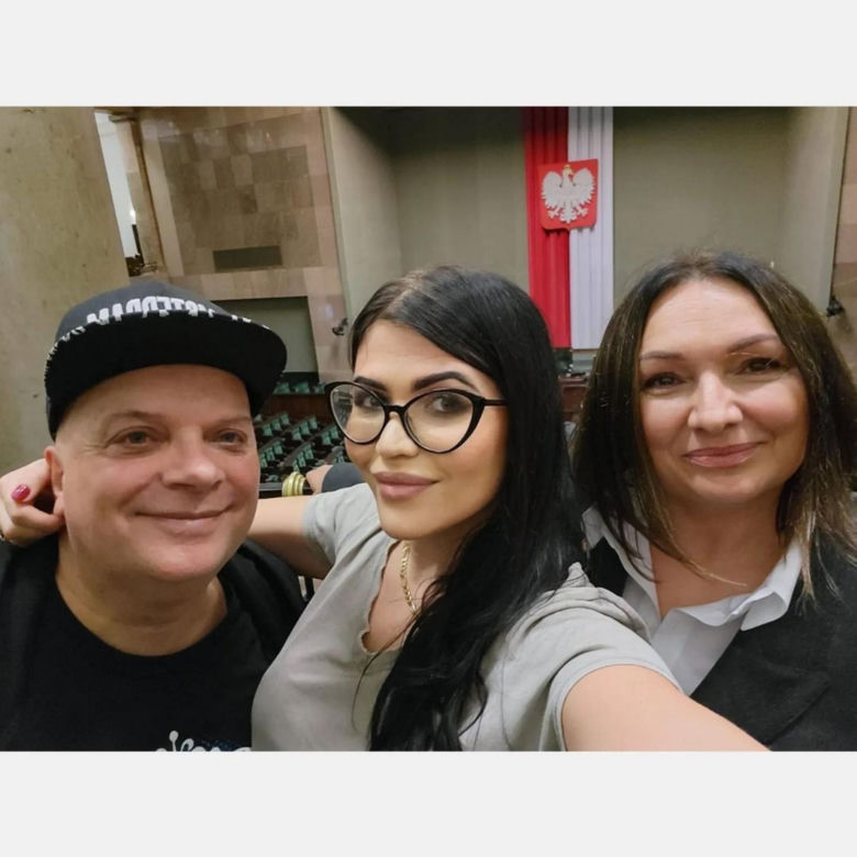Skiba z żoną poszli do Sejmu. Zaprosiła ich wicemarszałek 