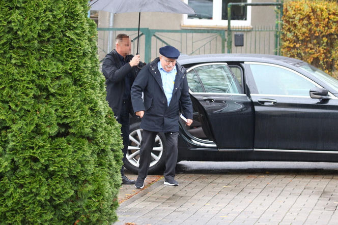 Lech Wałęsa bez temblaka