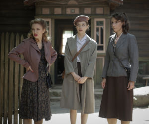 Wojenne dziewczyny 4 odc. 45. Ewa (Vanessa Aleksander), Marysia (Aleksandra Pisula), Nitka (Maja Szopa)