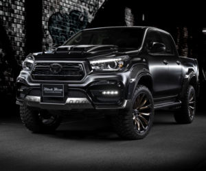 Toyota Hilux po tuningu WALD International 