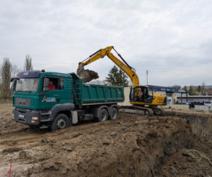 Wbito łopatę pod budowę bloku przy ul. Krzyskiej w Tarnowie. W sumie powstanie 88 mieszkań