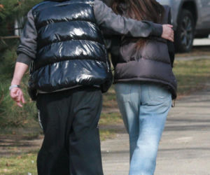 Michał Koterski z dziewczyną na spacerze