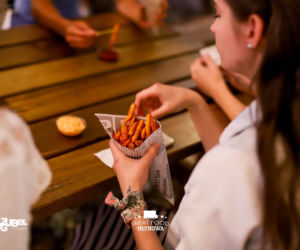 Kino plenerowe w Streat Food Młynowa