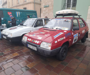 34. finał WOŚP w Krakowie. Legendarne pojazdy ZŁOMBOL na Małym Rynku