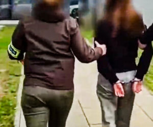 Nastolatki napadły na staruszkę w Legnicy. Jedna katowała, inne filmowały zdarzenie!