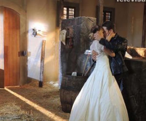 Prawdziwe uczucie (Amores Verdaderos) odc. 124. Nikki (Eiza Gonzalez), Francisco Guzman (Sebastian Rulli)