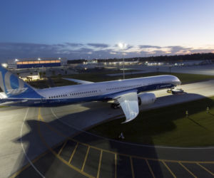 Boeing 787-10