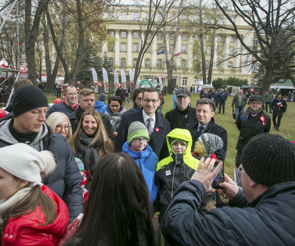 Premier zaprosił na piknik dla Niepodległej