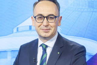 Rewolucja na egzaminie na prawo jazdy. Plac manewrowy znika, pytań będzie o połowę mniej