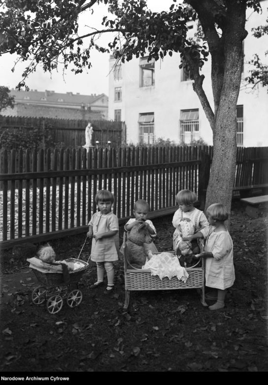 Żłobek im. Dzieciątka Jezus w Krakowie 1929 - 1929