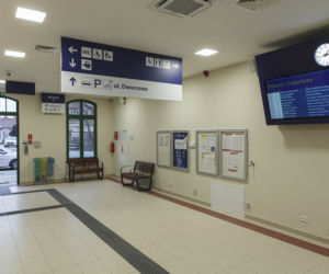 Zabytkowe dworce pod Wrocławiem otwarte dla podróżnych