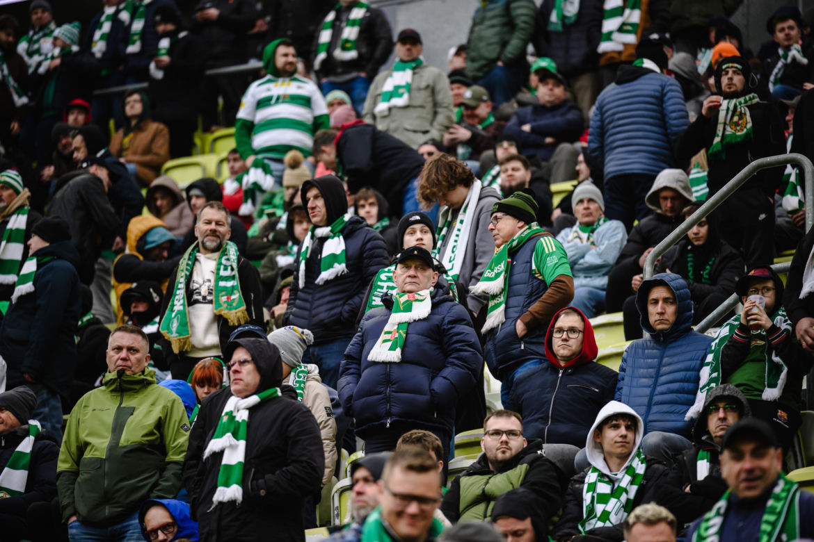 Lechia Gdańsk - Raków Częstochowa; Zdjęcia kibiców z meczu 30. kolejki PKO BP Ekstraklasy