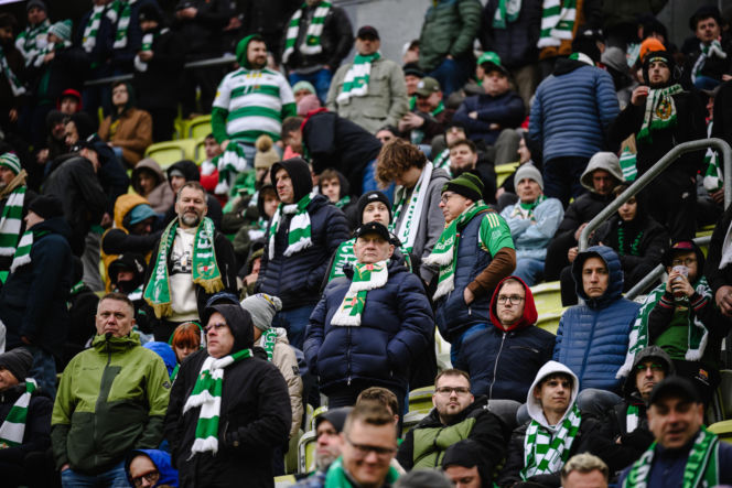 Lechia Gdańsk - Raków Częstochowa; Zdjęcia kibiców z meczu 30. kolejki PKO BP Ekstraklasy