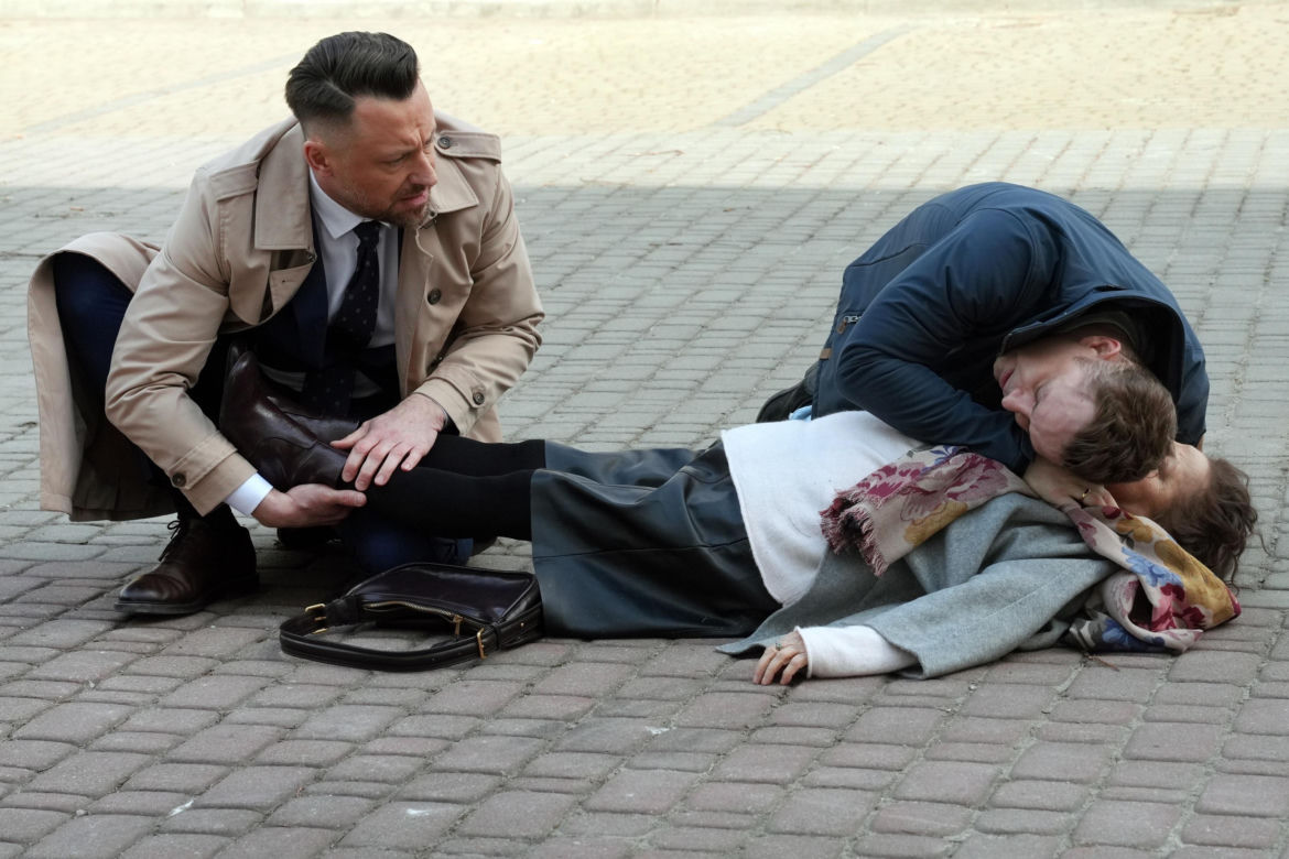Barwy szczęścia odc. 3437. Wilk (Adam Szczyszczaj), Lucyna (Grażyna Zielińska), Hubert (Marek Molak)