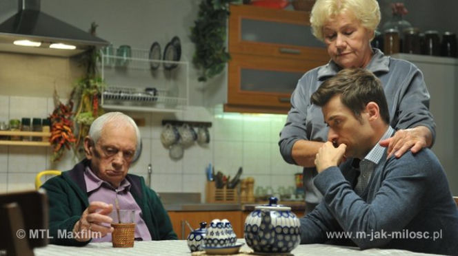 M jak miłość odc. 1105. Marek Mostowiak (Kacper Kuszewski), Barbara (Teresa Lipowska), Lucjan (Witold Pyrkosz)