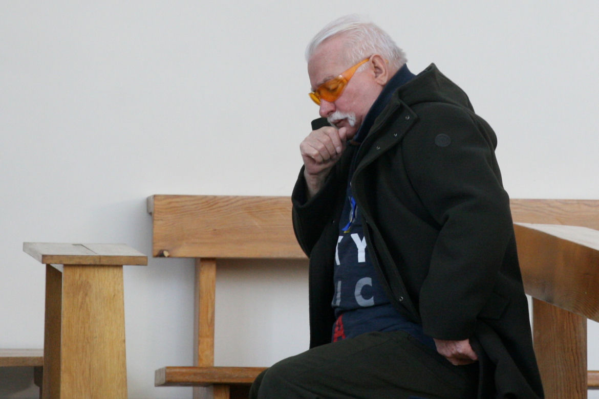 Lech Wałęsa na niedzielnej mszy