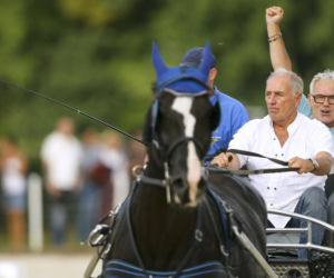 Karol Strasburger ćwiczy