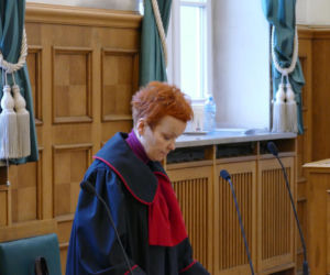 Horror w Łodzi. Zaszlachtował przyjaciela, chciał go podpalić i zjeść