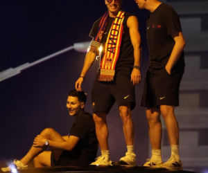 Robert Lewandowski i Wojciech Szczęsny na fecie Barcelony