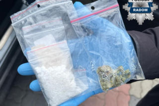 Paczka z narkotykami przejęta przez policję. Odbiorca został zatrzymany na gorącym uczynku