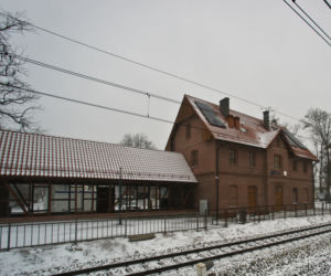 Zabytkowy dworzec w Suszu już otwarty po modernizacji. Zobacz, jak wygląda! [ZDJĘCIA]