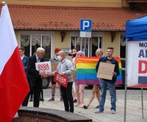 LGBT to nie ideologia - protest podczas wizyty Beaty Szydło