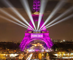 Wieża Eiffla rozbłysła na powrót Celine Dion
