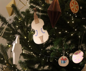 W Pałacu Prezydenckim już święta. Marta Nawrocka z rodziną ubierała choinkę