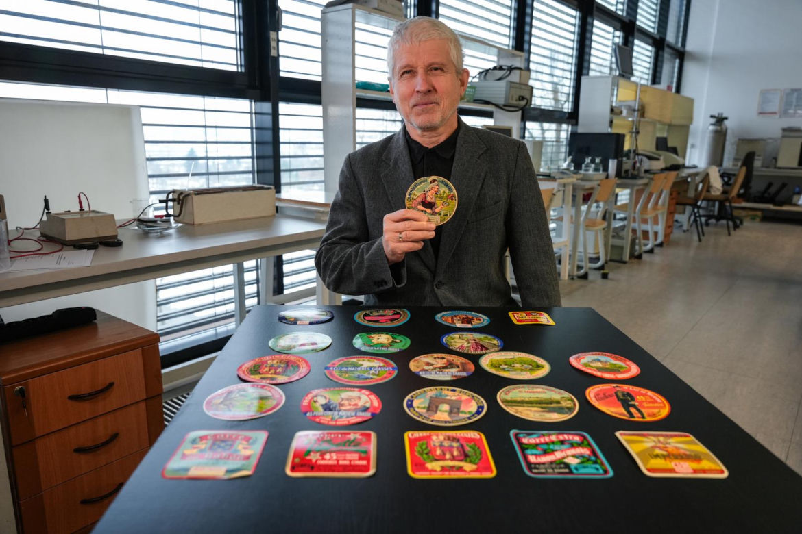 Lubelski profesor o swoim hobby. Ma w kolekcji ok. 174 tyś. obiektów 