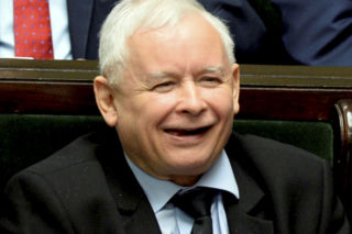 Najnowszy sondaż: Czekają nas przedterminowe wybory I to Kaczyński będzie świętował