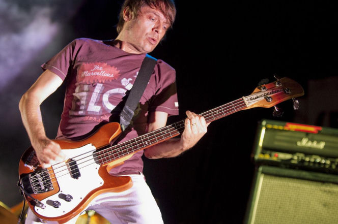 Gary "Mani" Mounfield - 20 listopada