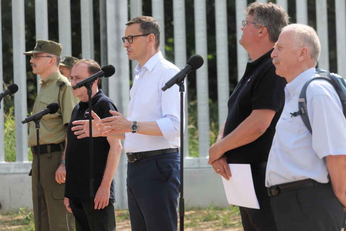 Mateusz Morawiecki "Mur ochroni nas przed inwazją"