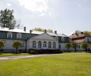 SEKSSKANDAL W ZABYTKOWYM DWORKU.