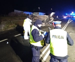 Zdziechów. Dwie osoby nie żyją, 9 rannych. Szokujące informacje o kierowcy busa Poczty Polskiej!