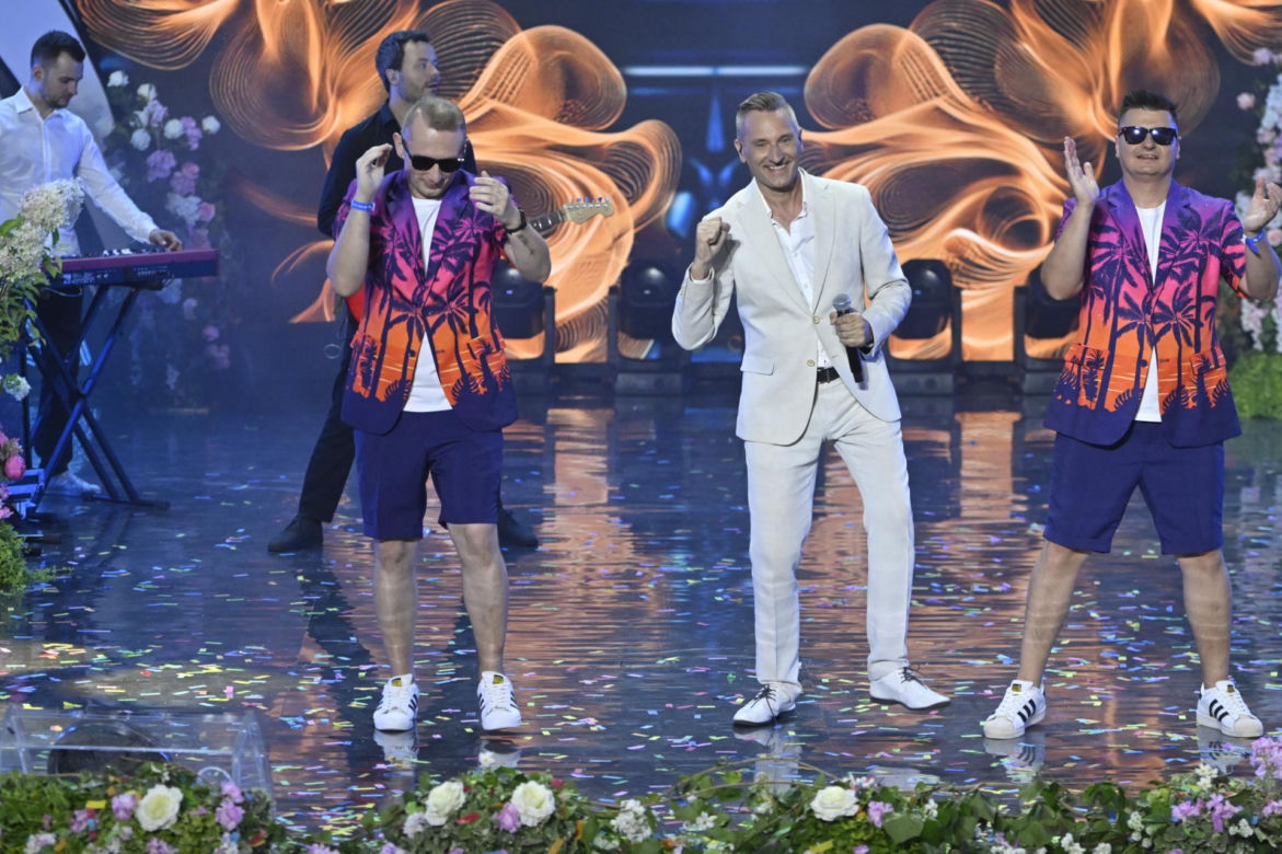 Festiwal Weselnych Przebojów Polsatu. Marcelina Zawadzka jak młoda, Ela Romanowska z wielkim rozcięciem, a Miszczak kwitnie!