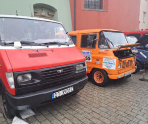 34. finał WOŚP w Krakowie. Legendarne pojazdy ZŁOMBOL na Małym Rynku