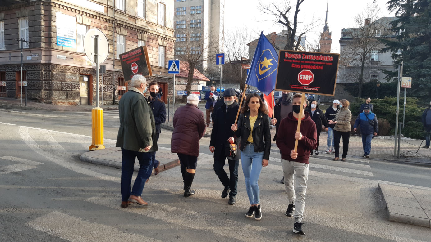 Stop podwyżkom za wodę! Uliczny protest mieszkańców Tarnowa