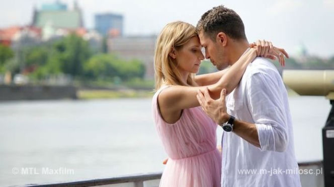 M jak MIŁOŚĆ, odc. 944. Małgosia (Joanna Koroniewska) i Tomek (Andrzej Młynarczyk)
