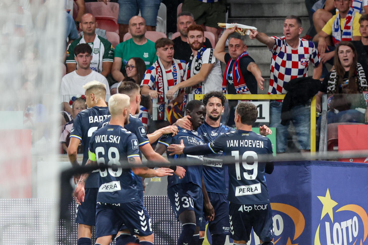 Górnik Zabrze przerwał serię zwycięstw. Porażka na koniec sierpnia i zdruzgotani kibice