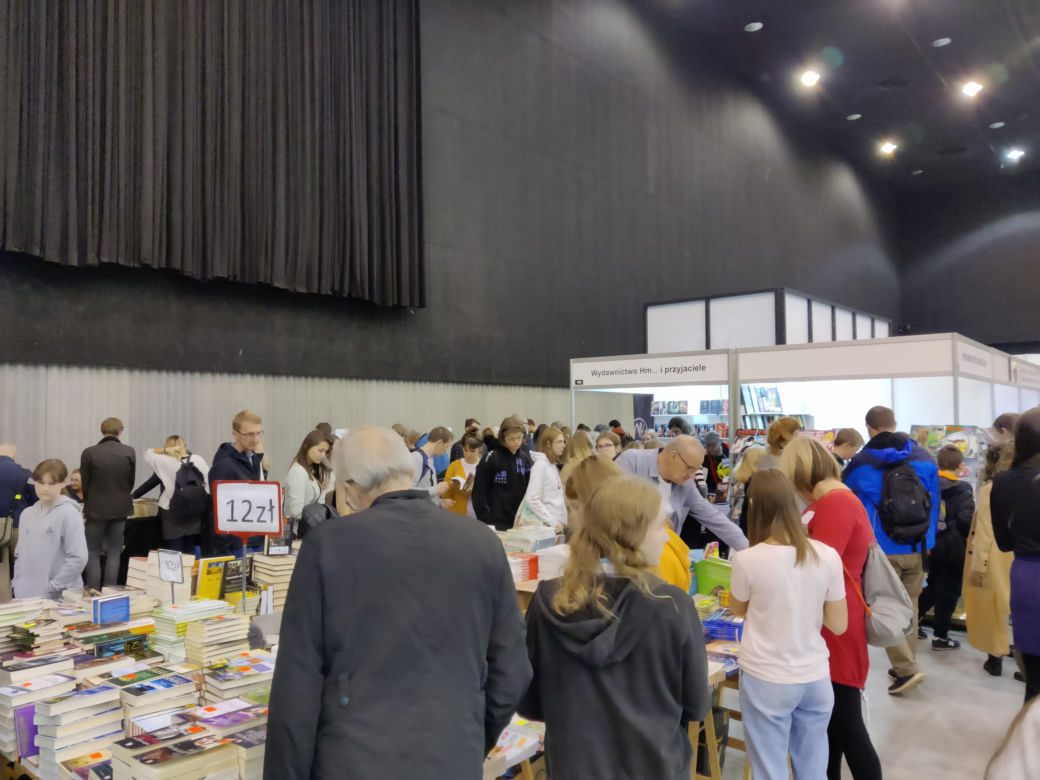 Targi Książki w Katowicach 2022. Rozpoznajesz się na zdjęciach?