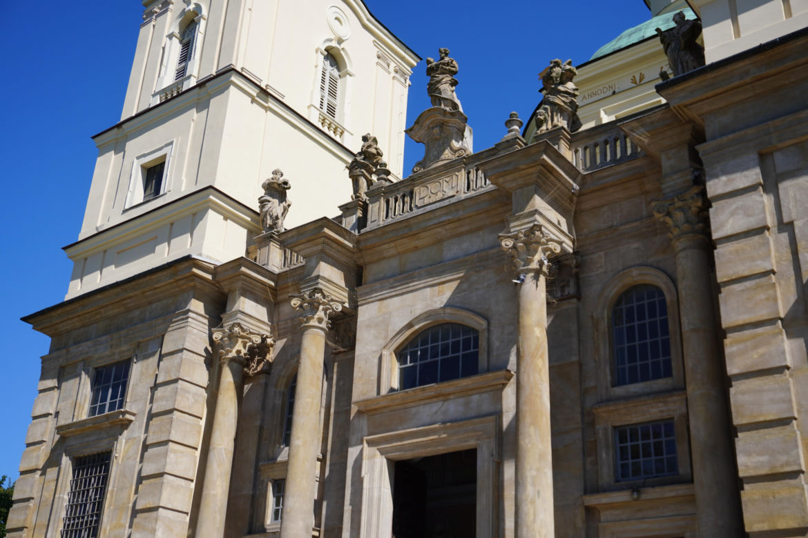 Klimontów. To miasto w woj. świętokrzyskim olśniewa średniowiecznym centrum