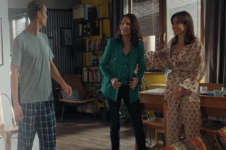 M jak miłość odc. 1913. Aleksandra (Małgorzata Pieczyńska), Aneta (Ilona Janyst), Olek (Maurycy Popiel)