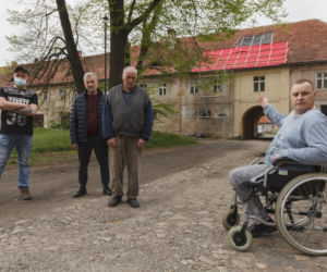 Boją się, że dom się zawali
